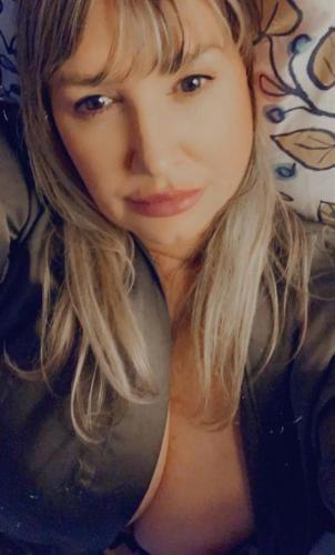 Femme blonde - Escort Saint Malo